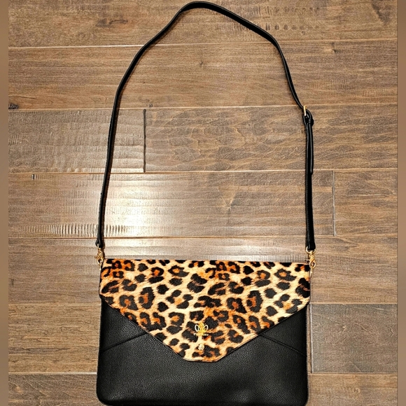 Piper Noble Crossbody Bag - Picture 3 of 11